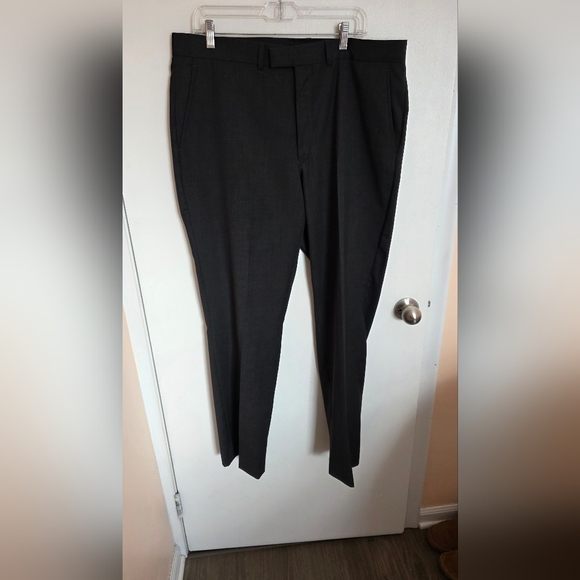 Kenneth Cole Reaction Dress Pants Mens 37Wx31L Dark Gray - Picture 1 of 7